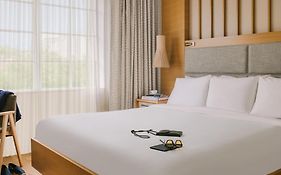 Sonder The Abbey Miami Beach 4*